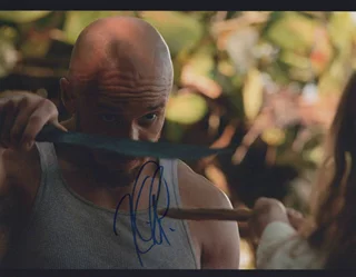 KeiLyn Durrel Jones autograph