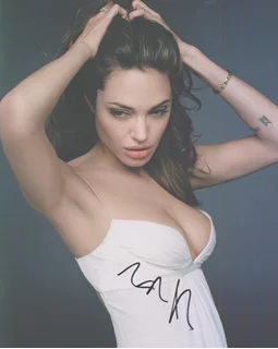 Angelina Jolie autograph