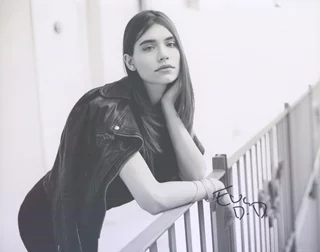 Eva De Dominici autograph