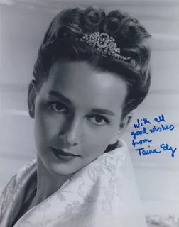 Taina Elg autograph