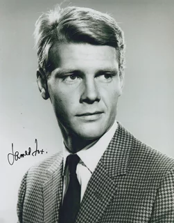 James Fox autograph