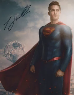 Tyler Hoechlin autograph