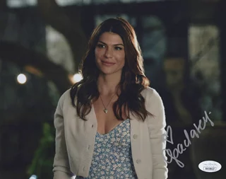 Genevieve Padalecki autograph