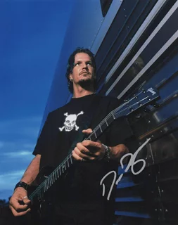 Dan Donegan autograph