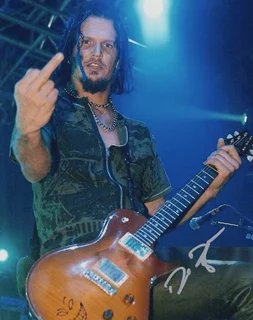 Dan Donegan autograph