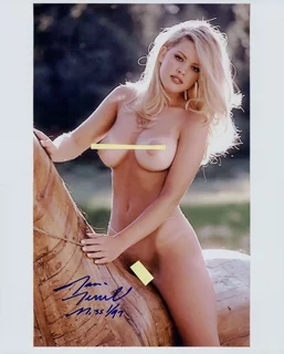 Jami Ferrell autograph