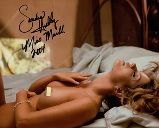 Sandra Hubby autograph