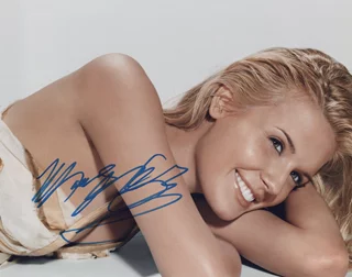Maggie Grace autograph