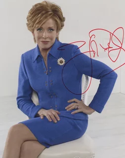 Holland Taylor autograph