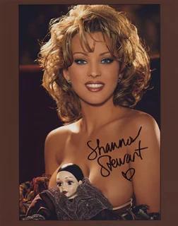 Shannon Stewart autograph