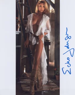 Echo Johnson autograph