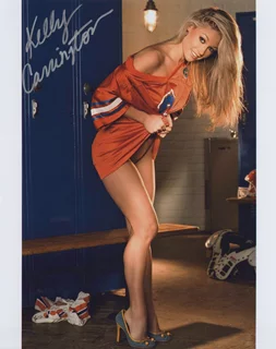 Kelly Carrington autograph