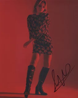 Lea Myren autograph