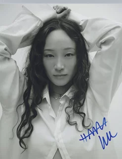 Havana Rose Liu autograph