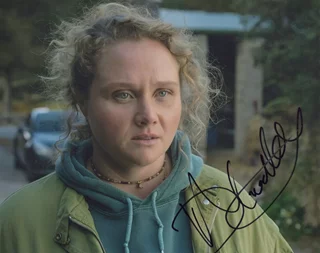 Danielle Macdonald autograph