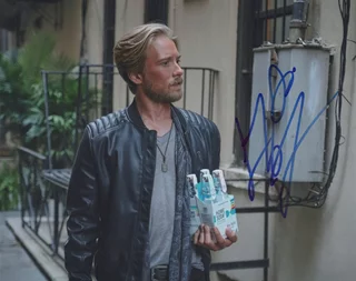 Lou Taylor Pucci autograph