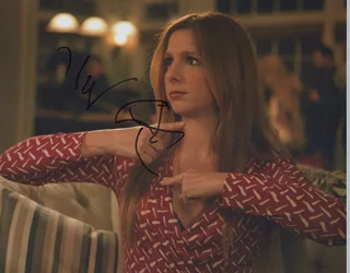 Shoshannah Stern autograph
