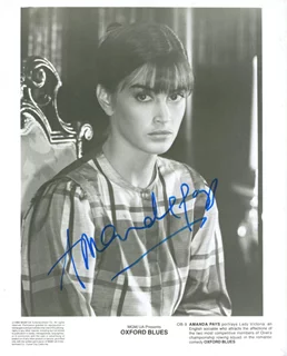 Amanda Pays autograph