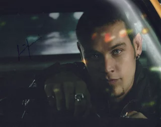 Kevin  Alejandro autograph