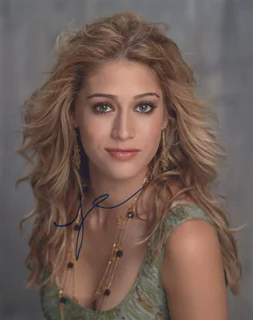 Lizzy Caplan autograph