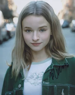 Maren Heary autograph