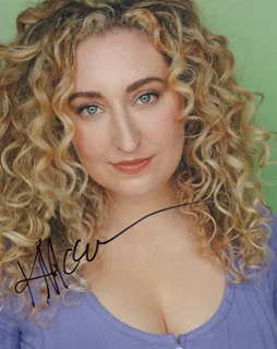 Katie McCuen autograph