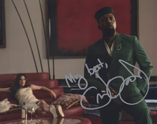 Leslie Odom Jr. autograph