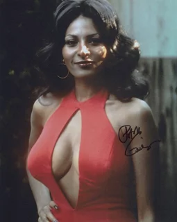 Pam Grier autograph