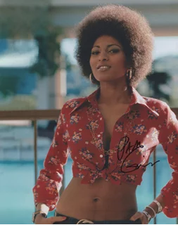 Pam Grier autograph