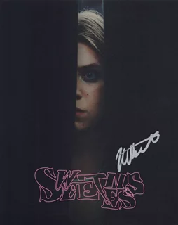 Kate Hallett autograph