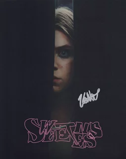 Kate Hallett autograph