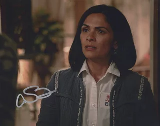 Alexandra Barreto autograph