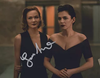 Louisa Krause autograph