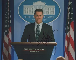 Jeremy Holm autograph