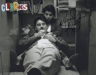 Marilyn Ghigliotti autograph