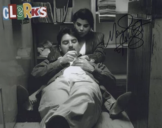 Marilyn Ghigliotti autograph