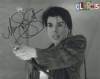 Marilyn Ghigliotti autograph