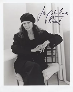 Jacqueline Bisset autograph