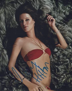 Nikki Hilton autograph