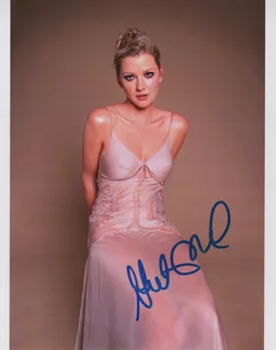 Gretchen Mol autograph