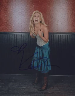 Kellie Pickler autograph