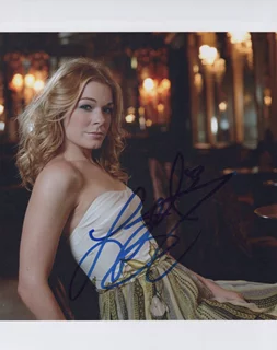 Leann Rimes autograph