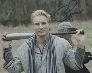 Peter Facinelli autograph