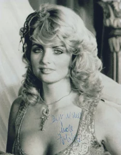 Carole Ashby autograph