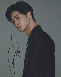 Han Gi-Chan autograph