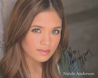 Nicole Anderson autograph
