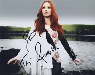 Tori Amos autograph