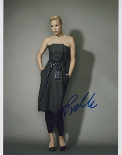 Maria Bello autograph