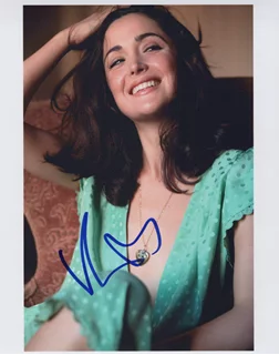 Rose Byrne autograph