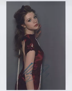Michelle Trachtenberg autograph